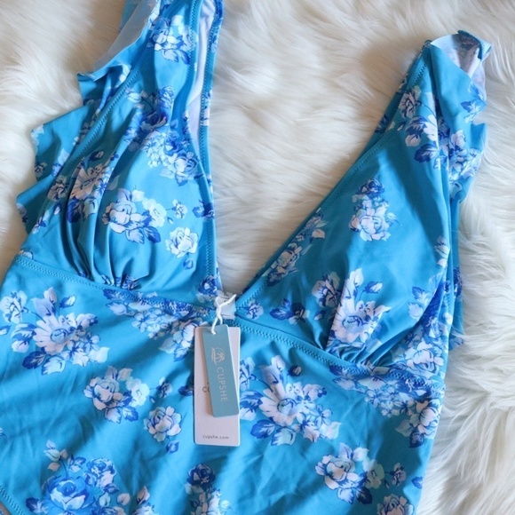 NWT Plus Size Blue Ruffled Floral One Piece Size 2X - Picture 4 of 8